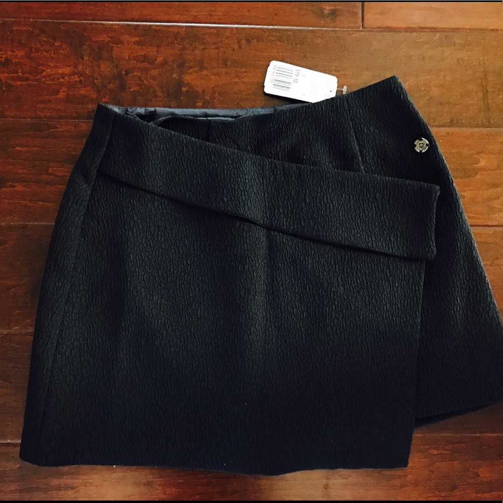 Black mini skirt